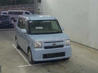 TOYOTA PIXIS SPACE 2014