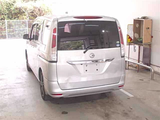 NISSAN SERENA 2013