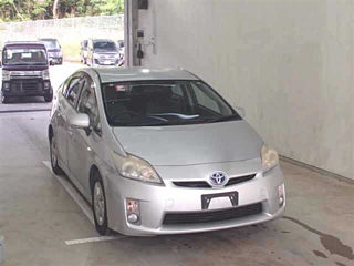 TOYOTA PRIUS 2011