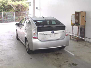 TOYOTA PRIUS 2011