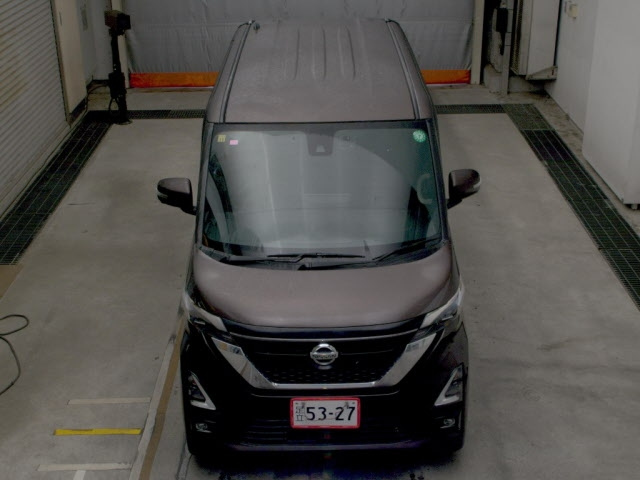 NISSAN ROOX 2020