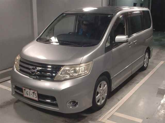 NISSAN SERENA 2010