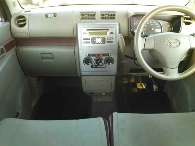 DAIHATSU MOVE CONTE 2010