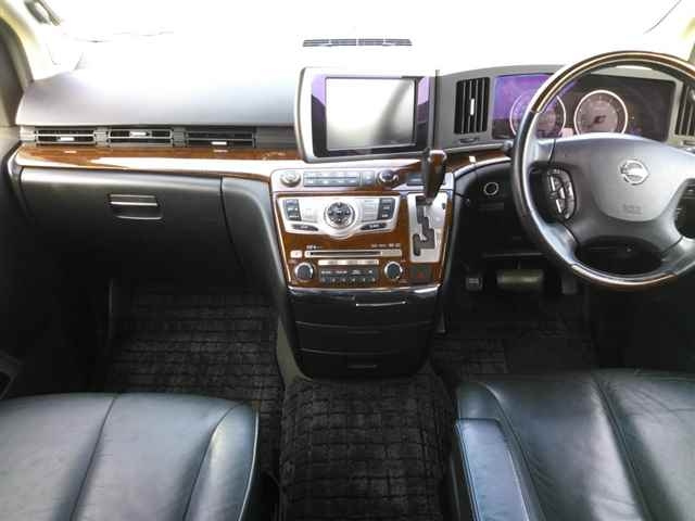 NISSAN ELGRAND 2009