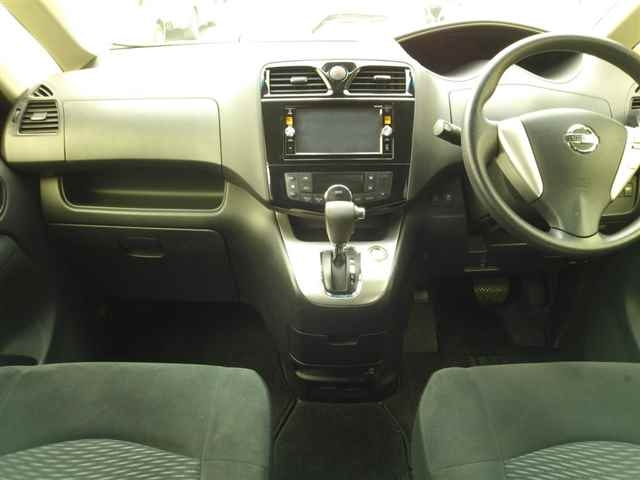 NISSAN SERENA 2015
