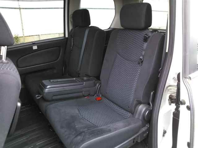 NISSAN SERENA 2015