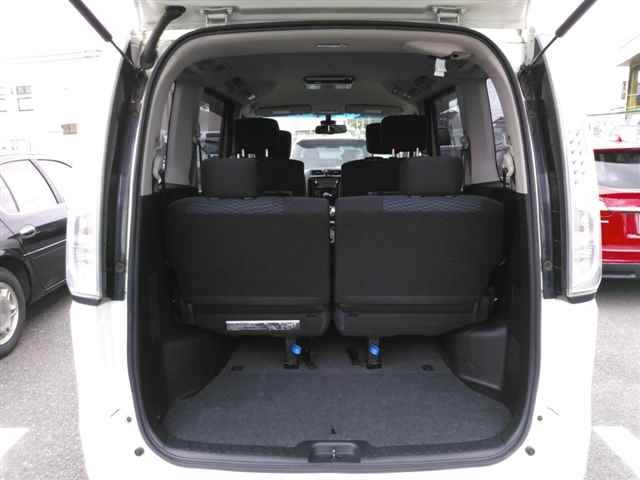 NISSAN SERENA 2015