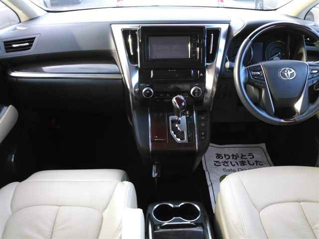 TOYOTA VELLFIRE 2016