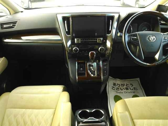 TOYOTA ALPHARD 2016