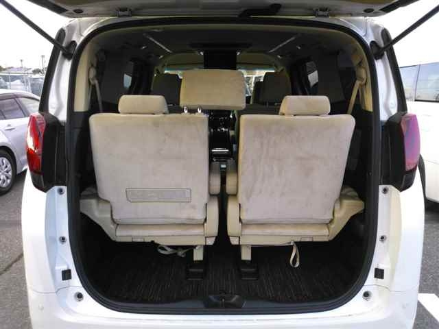 TOYOTA ALPHARD 2016