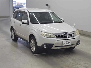 SUBARU FORESTER 2011
