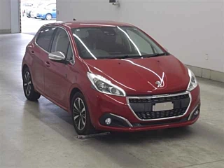 PEUGEOT 208 2018