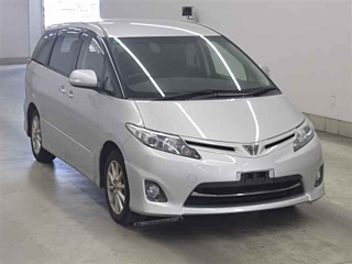 TOYOTA ESTIMA 2010