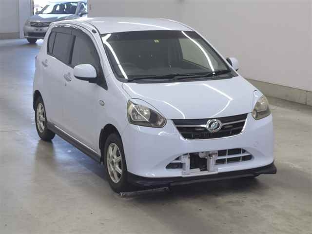 DAIHATSU MIRA E S 2012