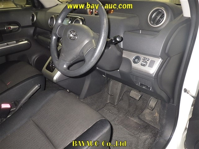 TOYOTA COROLLA RUMION 2010