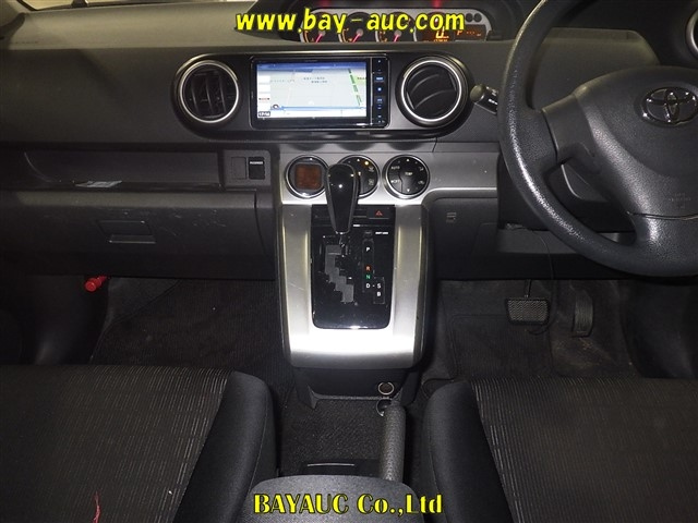 TOYOTA COROLLA RUMION 2010