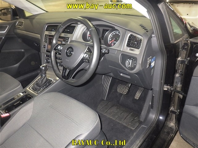 VOLKSWAGEN GOLF VARIANT 2016