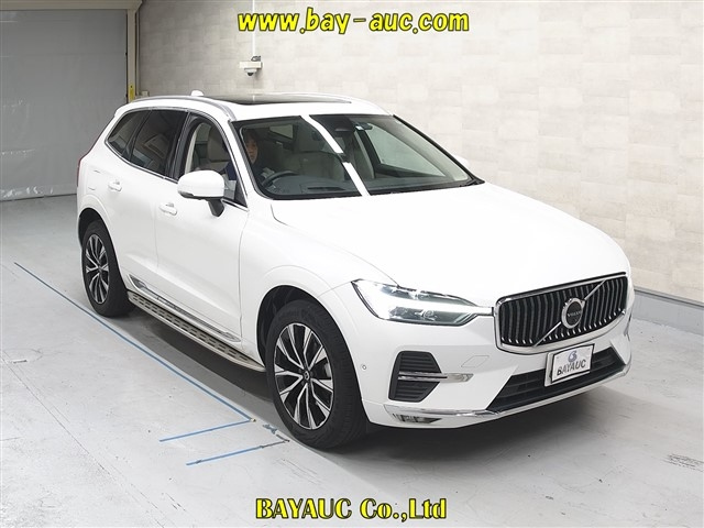 VOLVO XC60 2022