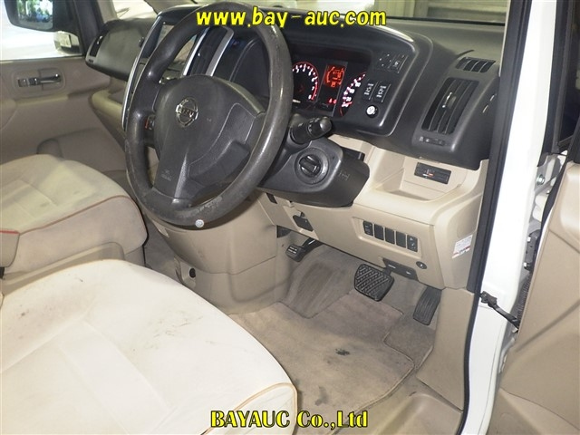 NISSAN SERENA 2008