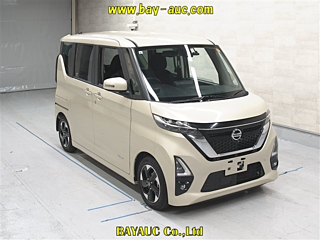 NISSAN ROOX 2021
