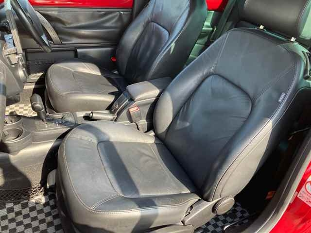 VOLKSWAGEN NEW BEETLE 2008