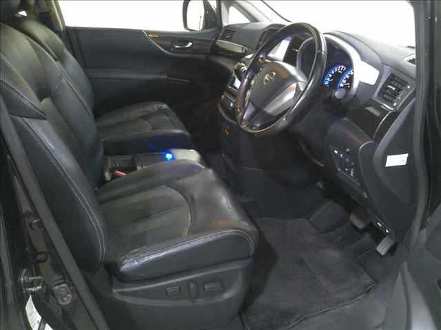 NISSAN ELGRAND 2013