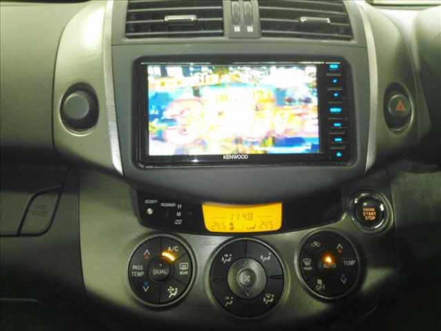 TOYOTA VANGUARD 2010