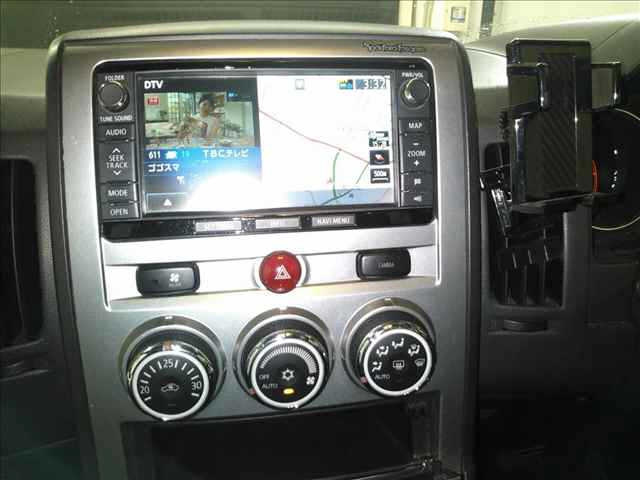 MITSUBISHI DELICA D5 2013