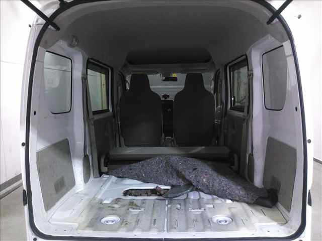 NISSAN CLIPPER VAN 2017