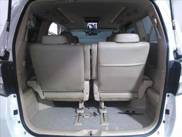 TOYOTA VELLFIRE 2012