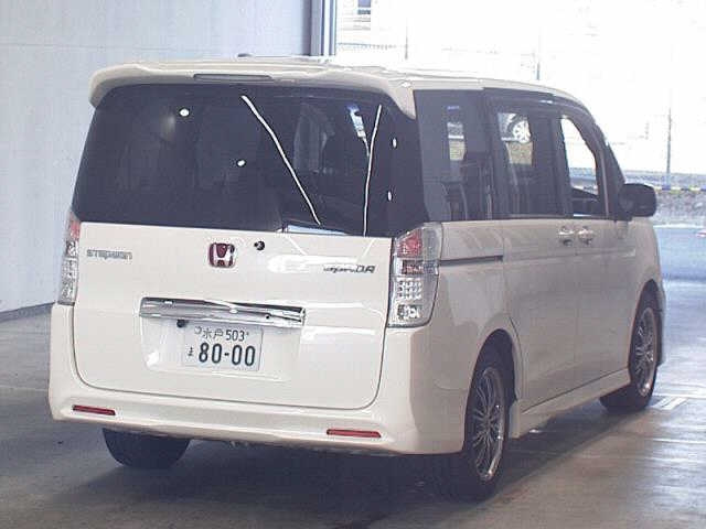 HONDA STEP WAGON 2011