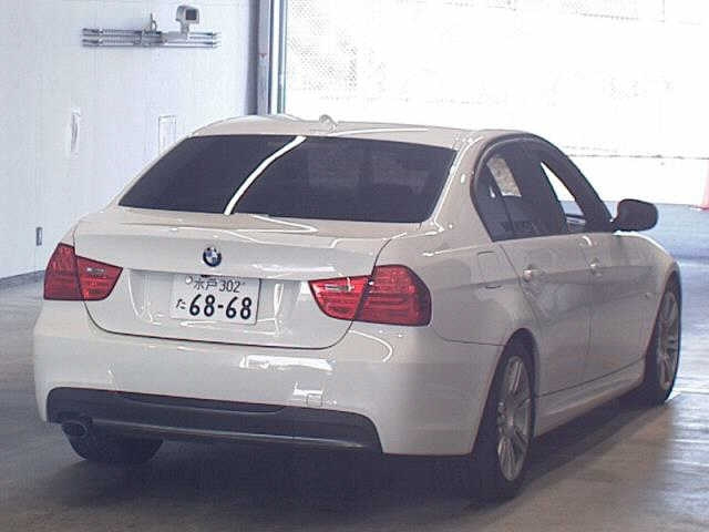 BMW 3 SERIES 2012