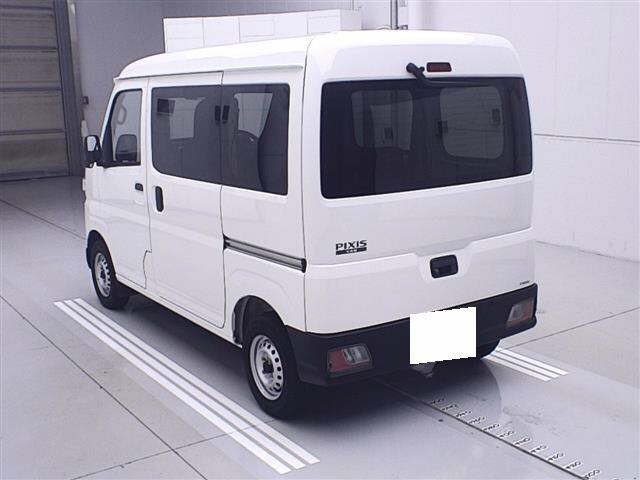 TOYOTA PIXIS VAN 2022