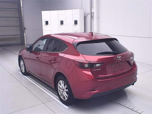 MAZDA AXELA 2017