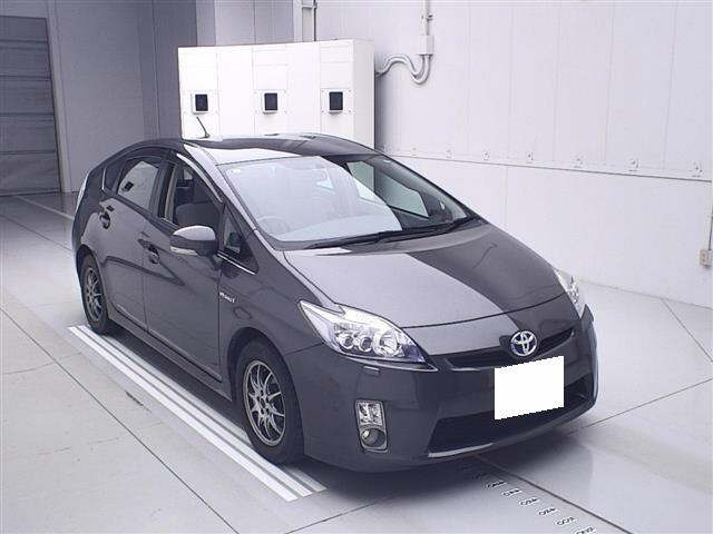TOYOTA PRIUS 2011