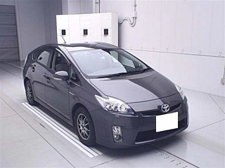 TOYOTA PRIUS 2011