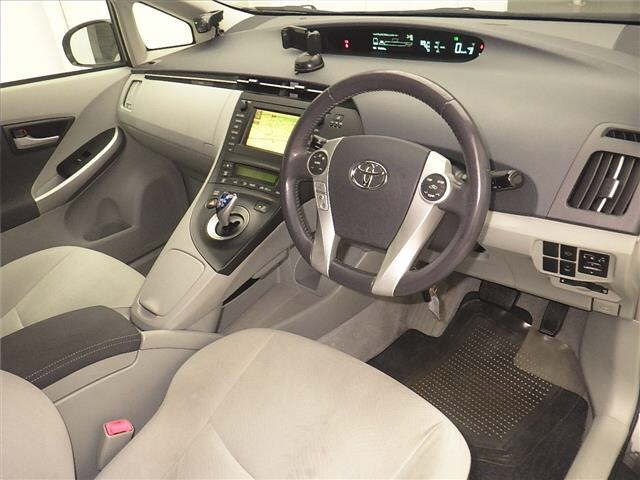 TOYOTA PRIUS 2011
