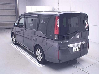 HONDA STEP WAGON 2015