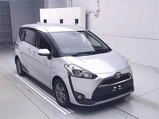 TOYOTA SIENTA 2017