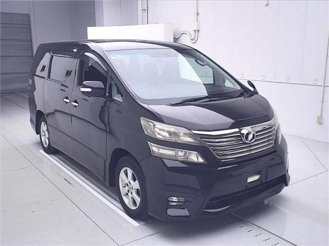 TOYOTA VELLFIRE 2010