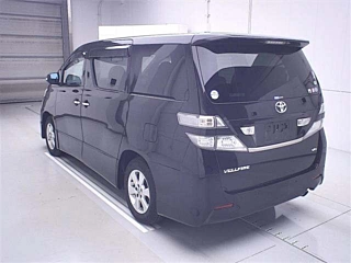 TOYOTA VELLFIRE 2010
