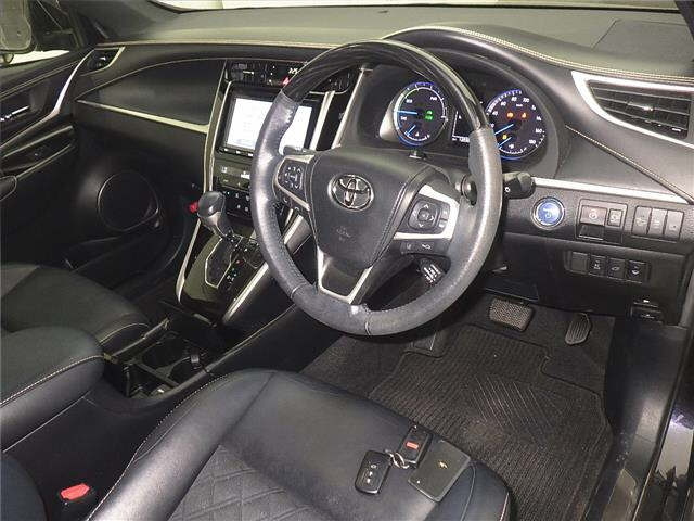 TOYOTA HARRIER 2018