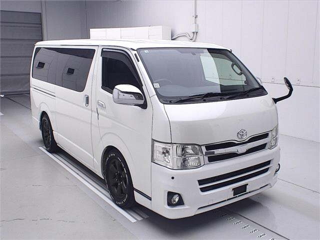 TOYOTA HIACE VAN 2012