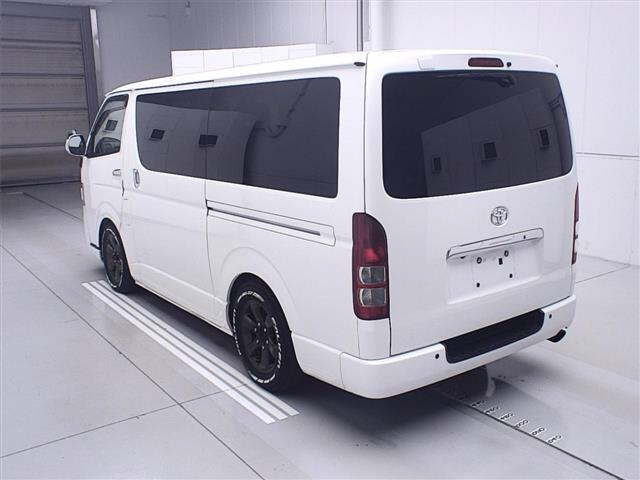 TOYOTA HIACE VAN 2012