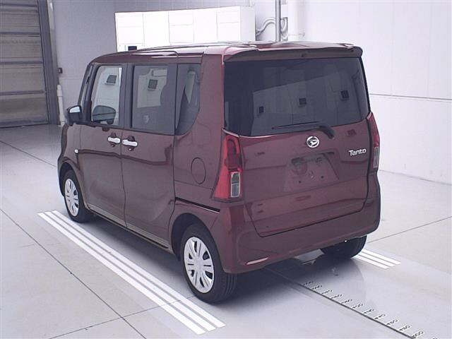 DAIHATSU TANTO 2023