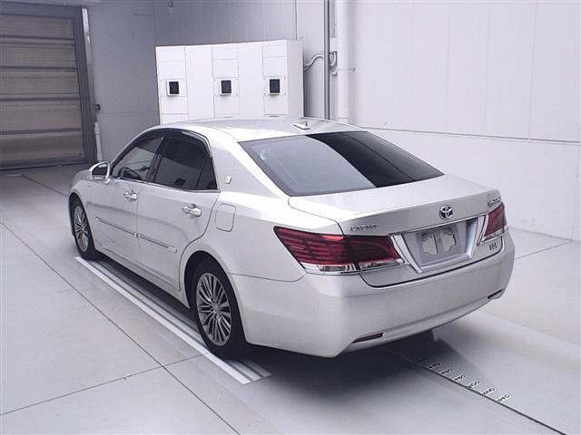 TOYOTA CROWN 2013