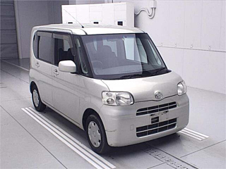 DAIHATSU TANTO 2008