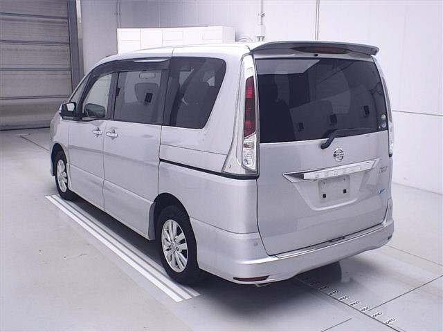 NISSAN SERENA 2012