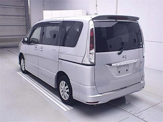 NISSAN SERENA 2012