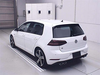VOLKSWAGEN GOLF 2017